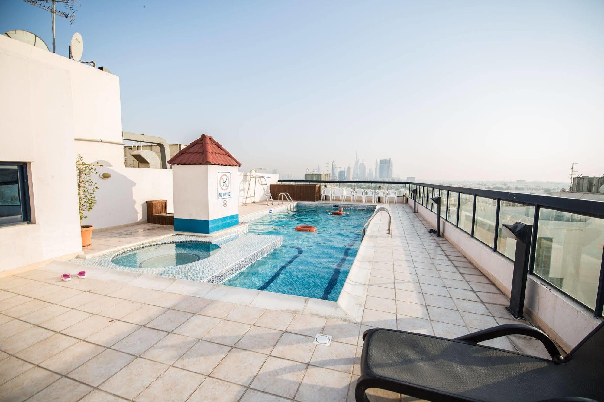 Welcome Hotel Apartments 1 Dubai Bagian luar foto