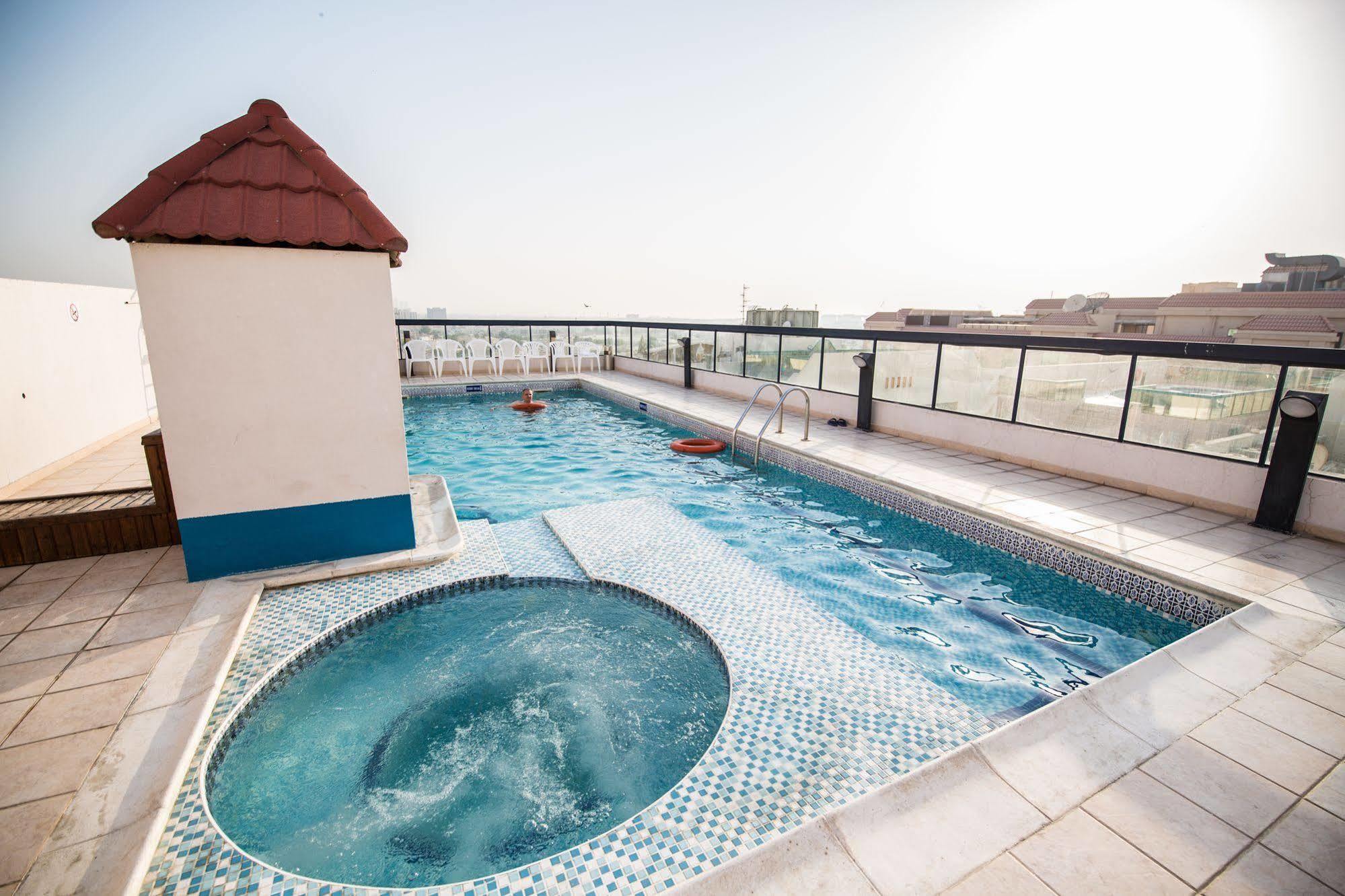 Welcome Hotel Apartments 1 Dubai Bagian luar foto