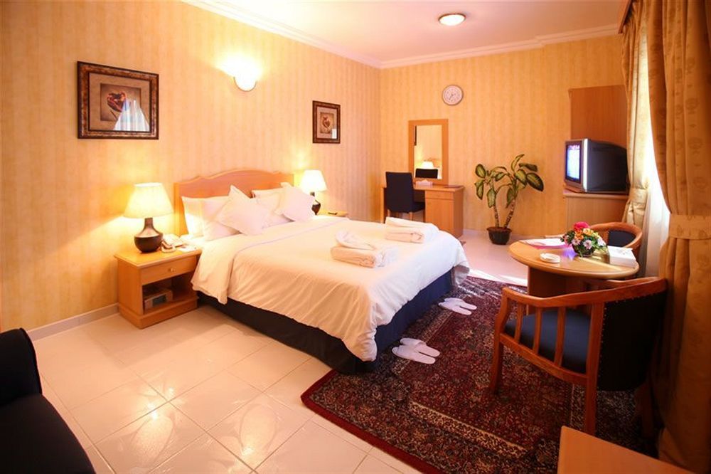 Welcome Hotel Apartments 1 Dubai Bagian luar foto